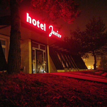 Zamość Hotel Junior מראה חיצוני תמונה