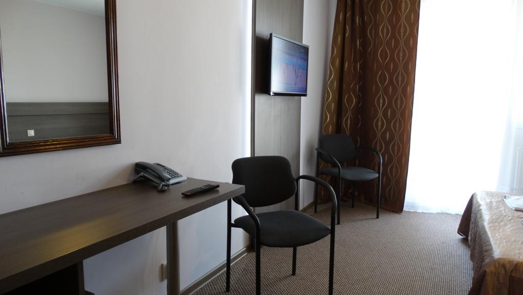 Zamość Hotel Junior חדר תמונה
